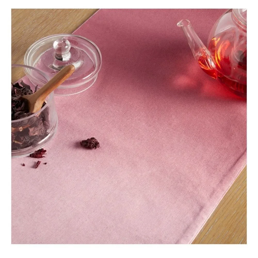 Dinning for two.Valentine's Day Table runner, placemats, napkins ring Bundle set